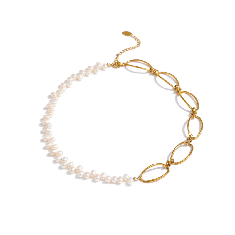 Half Chained Pearl Necklace